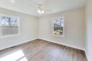 3S700 Delles Rd, Naperville, IL 60563 - Photo 15