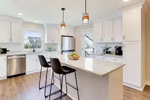 3S700 Delles Rd, Naperville, IL 60563 - Photo 5