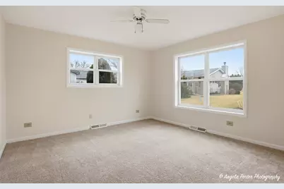 4 Hialeah Court, Grayslake, IL 60030 - Photo 7