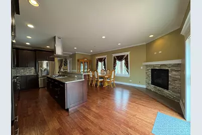 3349 N Paris Avenue, Chicago, IL 60634 - Photo 9