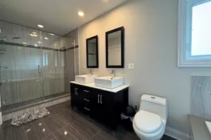 3349 N Paris Ave, Chicago, IL 60634 - Photo 19