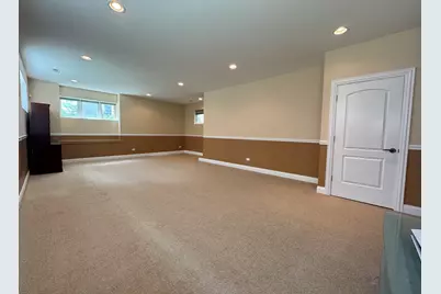 3349 N Paris Avenue, Chicago, IL 60634 - Photo 23