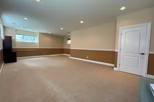 3349 N Paris Ave, Chicago, IL 60634 - Photo 23