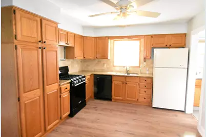 22 N Kenilworth Avenue, Mount Prospect, IL 60056 - Photo 3