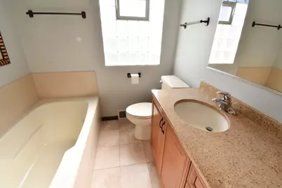 22 N Kenilworth Avenue, Mount Prospect, IL 60056 - Photo 7