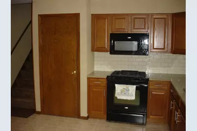 10138 S 87th Avenue, Palos Hills, IL 60465 - Photo 5