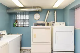 2819 W Shakespeare Ave, Chicago, IL 60647 - Photo 19