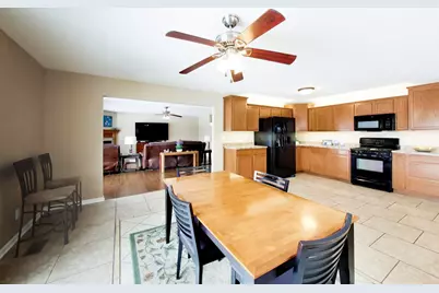 1715 W River Street #1715, Dixon, IL 61021 - Photo 7