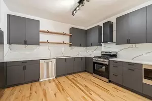 1945 W Thomas St, Chicago, IL 60622 - Photo 3