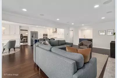 734 Forest Glen Lane, Oak Brook, IL 60523 - Photo 11