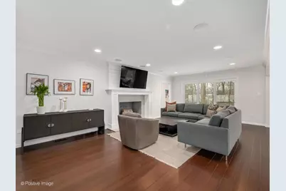 734 Forest Glen Lane, Oak Brook, IL 60523 - Photo 9