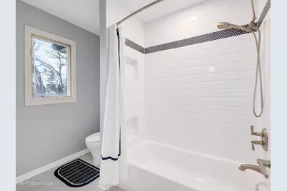 734 Forest Glen Lane, Oak Brook, IL 60523 - Photo 29