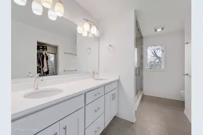 734 Forest Glen Lane, Oak Brook, IL 60523 - Photo 23