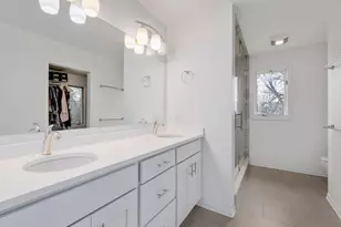 734 Forest Glen Ln, Oak Brook, IL 60523 - Photo 23