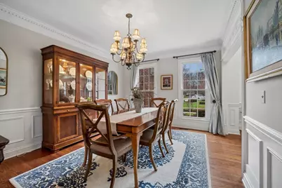 504 Oxmoor Court, Saint Charles, IL 60175 - Photo 5