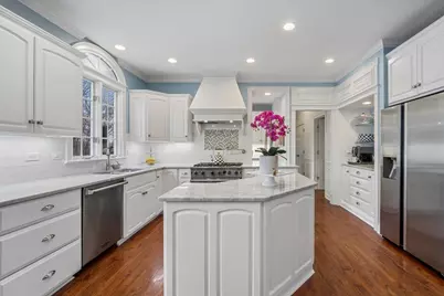 504 Oxmoor Court, Saint Charles, IL 60175 - Photo 11