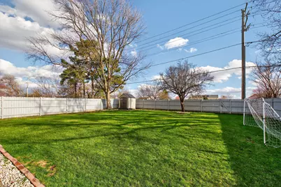 1293 W Oakmont Road, Hoffman Estates, IL 60169 - Photo 31