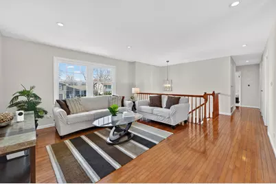 1293 W Oakmont Road, Hoffman Estates, IL 60169 - Photo 5