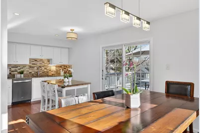 1293 W Oakmont Road, Hoffman Estates, IL 60169 - Photo 9