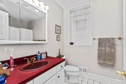 3732 N Racine Avenue, Chicago, IL 60613 - Photo 13