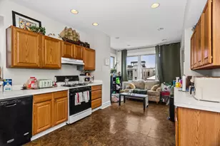 3732 N Racine Ave, Chicago, IL 60613 - Photo 23