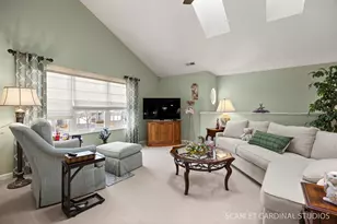 371 Gazebo Ln, Lombard, IL 60148 - Photo 3