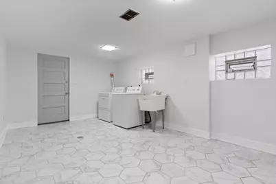 6041 W Gunnison Street, Chicago, IL 60630 - Photo 29