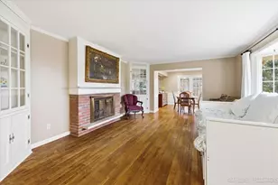 36W474 Hickory Hollow Dr, Dundee, IL 60118 - Photo 5