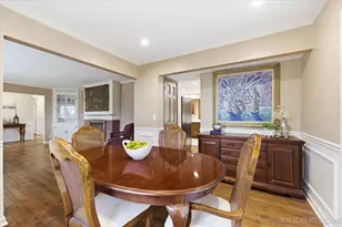 36W474 Hickory Hollow Dr, Dundee, IL 60118 - Photo 7