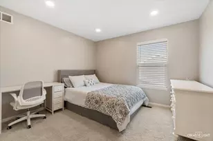 436 W Amberside Dr, Elgin, IL 60124 - Photo 19