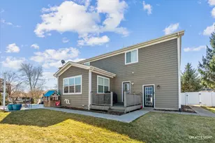 436 W Amberside Dr, Elgin, IL 60124 - Photo 25