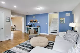 1120 N Haddow Ave, Arlington Heights, IL 60004 - Photo 5