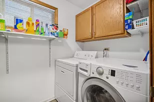 105 Red Cedar Dr, Streamwood, IL 60107 - Photo 11