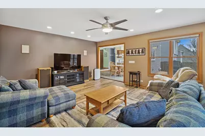 105 Red Cedar Drive, Streamwood, IL 60107 - Photo 13