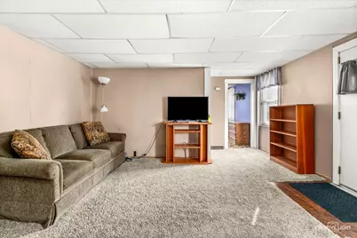 2 N Van Buren Street, Newark, IL 60541 - Photo 11