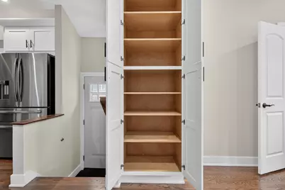 5819 S Newcastle Avenue, Chicago, IL 60638 - Photo 11