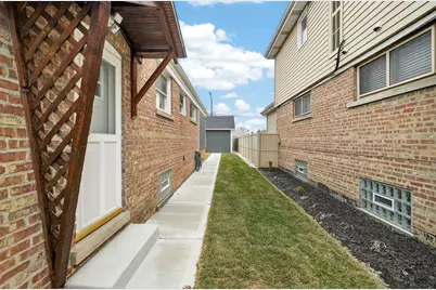 5819 S Newcastle Avenue, Chicago, IL 60638 - Photo 33