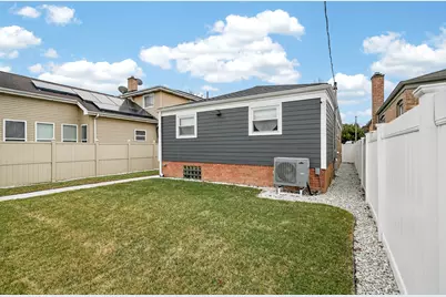 5819 S Newcastle Avenue, Chicago, IL 60638 - Photo 35