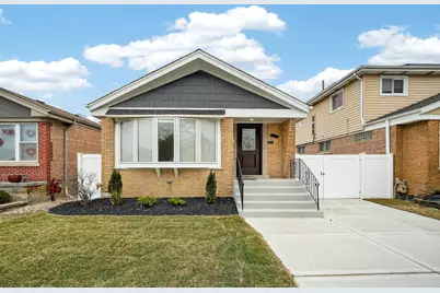 5819 S Newcastle Avenue, Chicago, IL 60638 - Photo 1