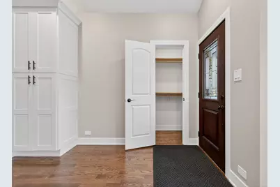 5819 S Newcastle Avenue, Chicago, IL 60638 - Photo 7