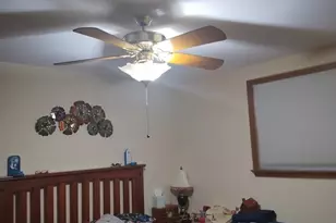 13212 W Playfield Dr, Crestwood, IL 60418 - Photo 7