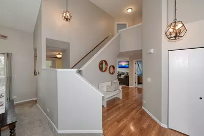 2953 Deerpath Court, Carpentersville, IL 60110 - Photo 17