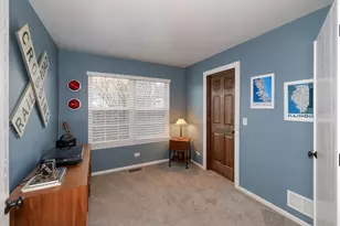 2953 Deerpath Ct, Carpentersville, IL 60110 - Photo 17