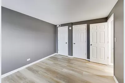 22 N Pistakee Lake Road #3E, Fox Lake, IL 60020 - Photo 11