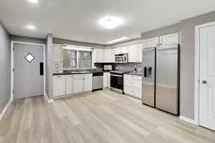 22 N Pistakee Lake Rd, Fox Lake, IL 60020 - Photo 5