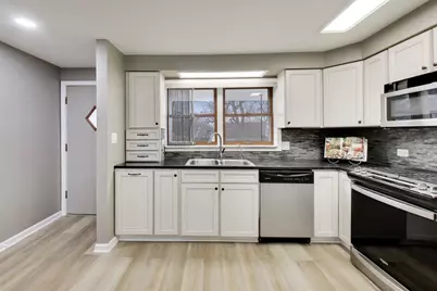 22 N Pistakee Lake Road #3E, Fox Lake, IL 60020 - Photo 3