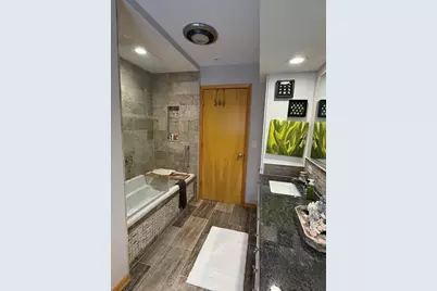 501 Glenwood Trail, Elgin, IL 60120 - Photo 23