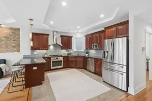 5540 N Glenwood Ave, Chicago, IL 60640 - Photo 9