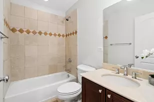 5540 N Glenwood Ave, Chicago, IL 60640 - Photo 21