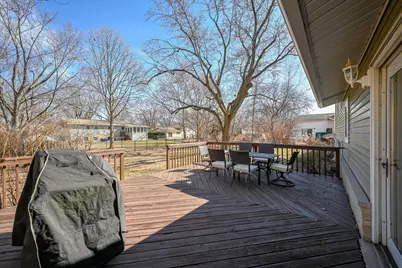 6825 Meadowcrest Drive, Downers Grove, IL 60516 - Photo 21